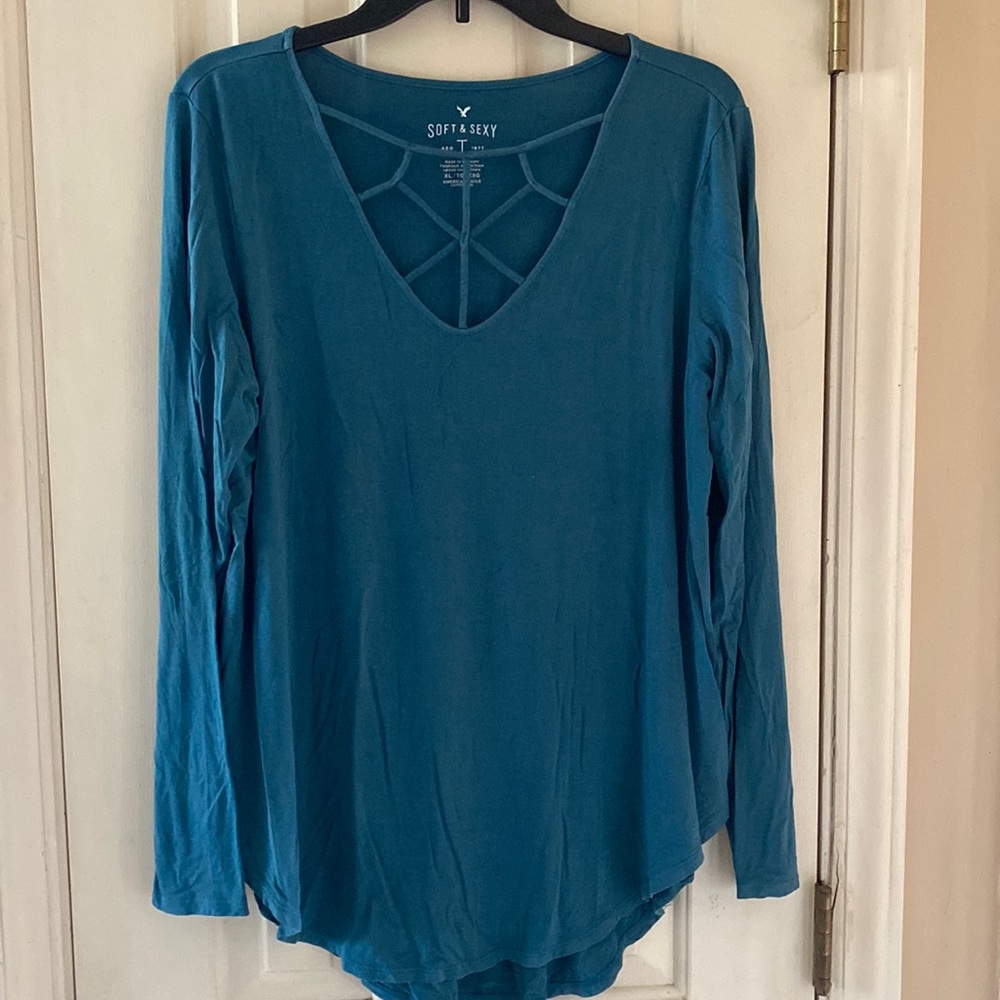 American Eagle Soft and Sexy Long Sleeve Shirt